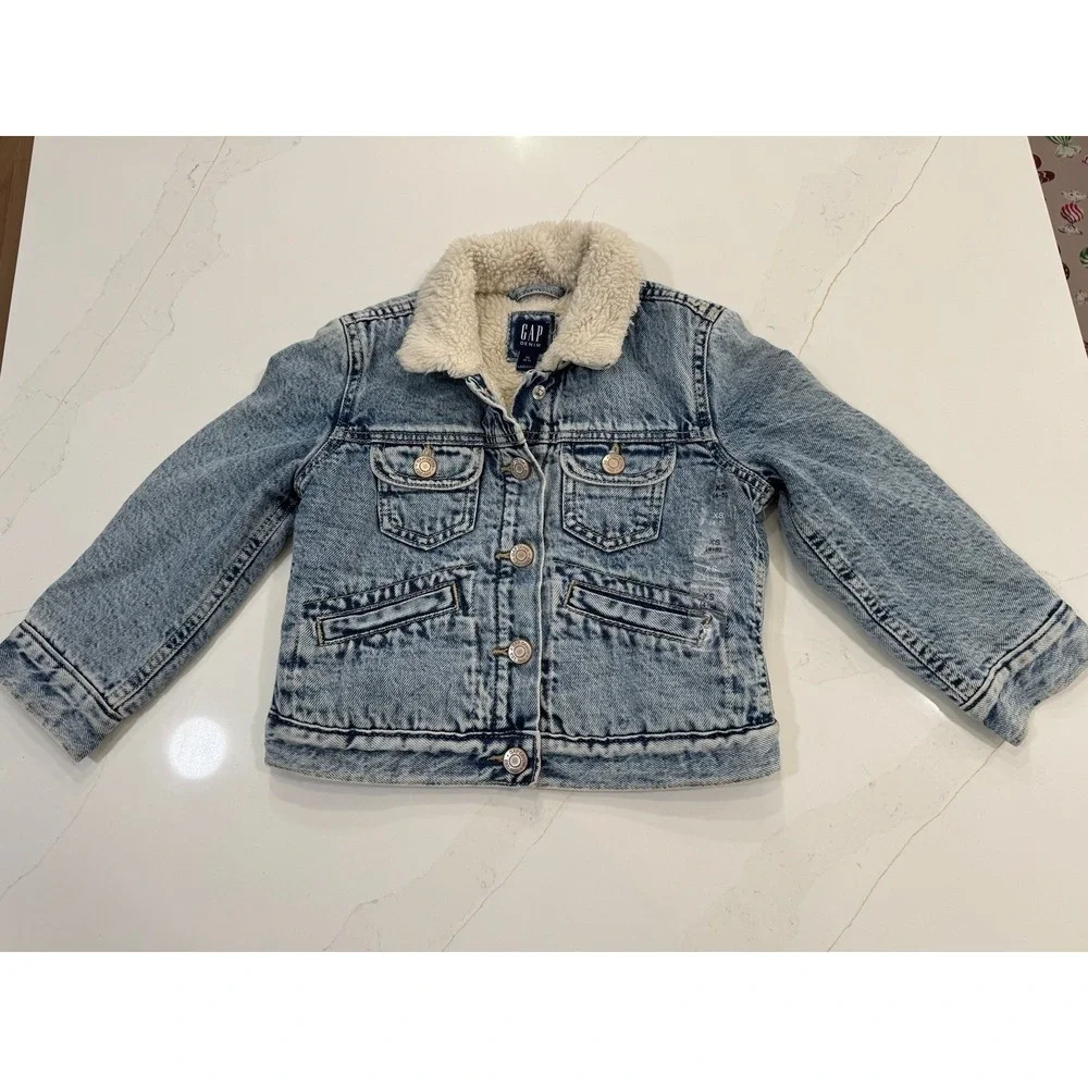 Gap denim jacket‎ size XS 4-5